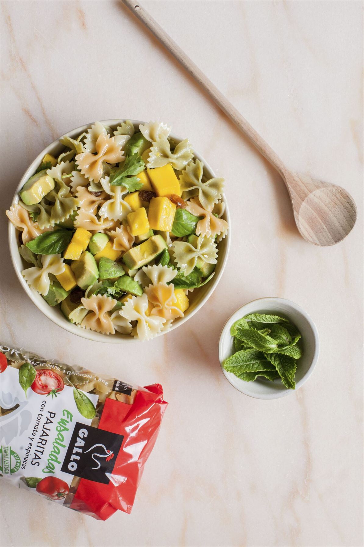 salad with mango avocado | Pastas