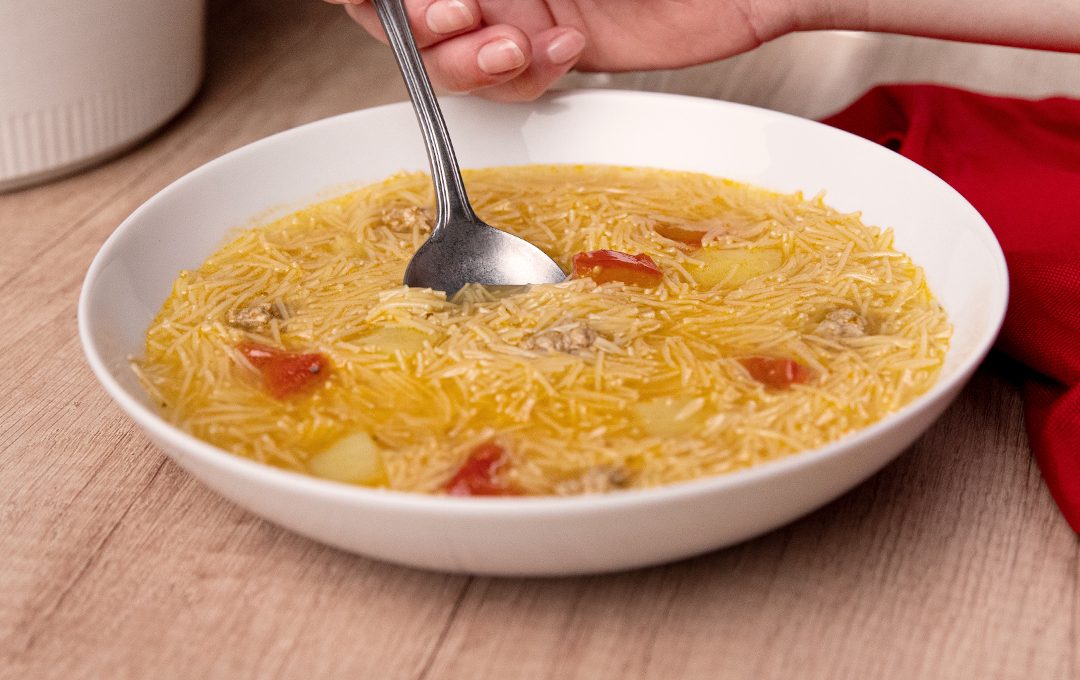 Receta Gallo Foto Sopa Fideos e1637057885383